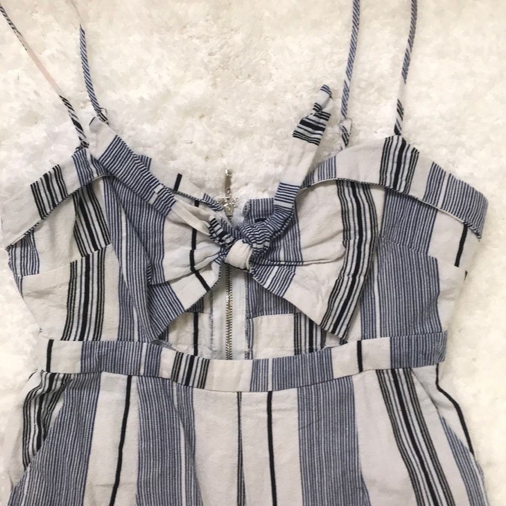 Striped romper - Picture 2 of 2